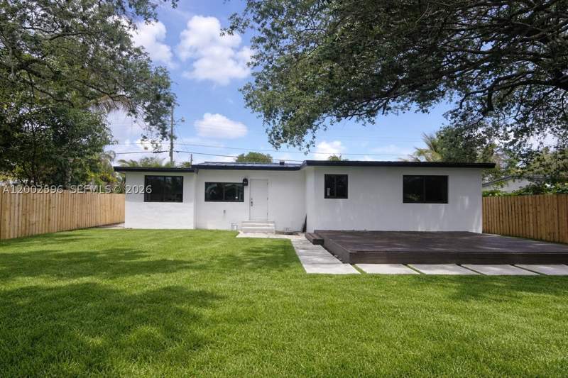 3 bedroom SingleFamilyResidence at 1242 NE 145th St, Arch Creek Ests, Miami — photo 2