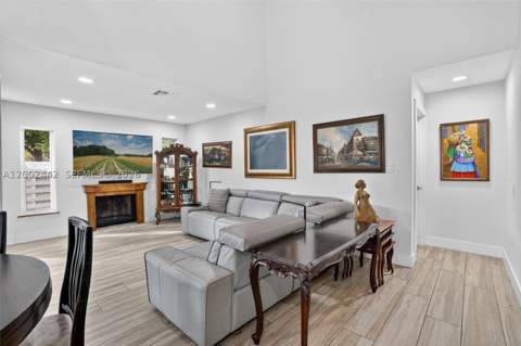 14914 SW 142nd Pl, Miami FL - photo 13 of 46