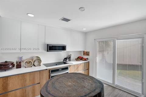 14914 SW 142nd Pl, Miami FL - photo 21 of 46