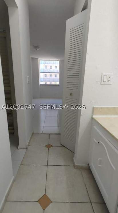 1 bedroom Condominium at 2935 NE 163rd St 4Q, Bayswater Court Condo, North Miami Beach — photo 4