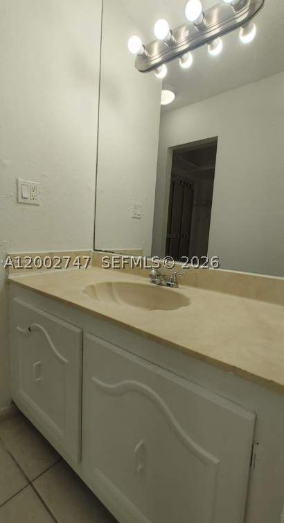 2935 NE 163rd St 4Q, North Miami Beach FL - photo 8 of 14
