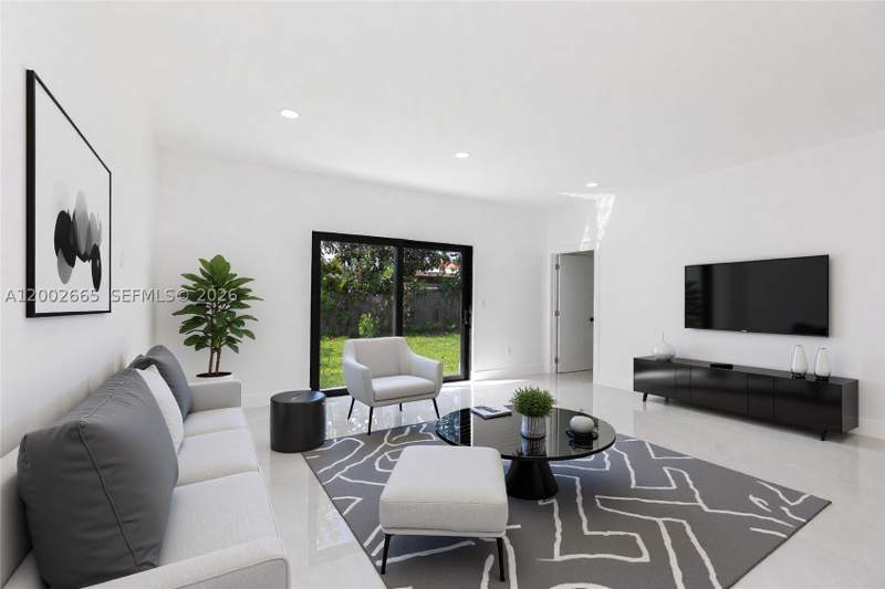 4 bedroom SingleFamilyResidence at 5550 SW 4th St, El Camino Park, Miami — photo 2