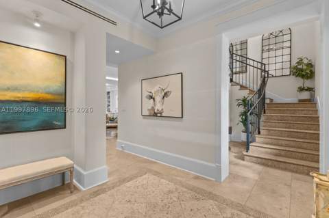 685 Harbor Ln, Key Biscayne FL - photo 11 of 46