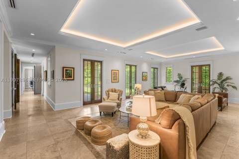 685 Harbor Ln, Key Biscayne FL - photo 15 of 46
