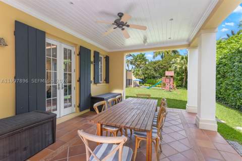 685 Harbor Ln, Key Biscayne FL - photo 7 of 46