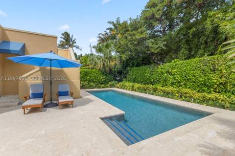 685 Harbor Ln, Key Biscayne FL - photo 8 of 46
