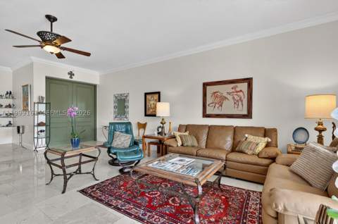 650 Valencia Ave 302, Coral Gables FL - photo 16 of 68