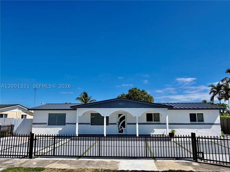 6 bedroom SingleFamilyResidence at 11511 SW 180th St, S Miami Heights Addn C, Miami — photo 2