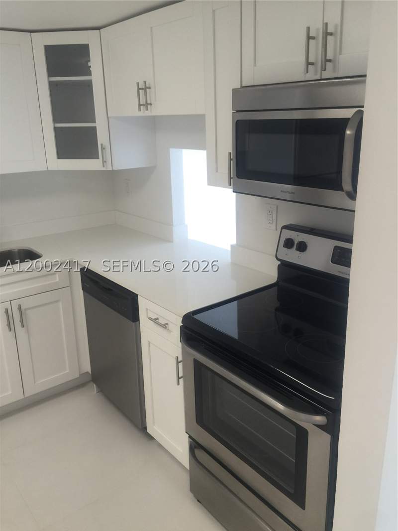 1 bedroom Condominium at 6900 Bay Dr 5A, Stanton House Condo, Miami Beach — photo 3
