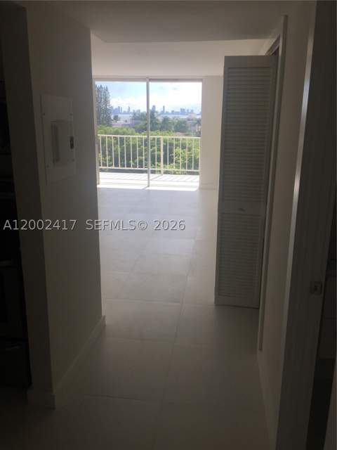 6900 Bay Dr 5A, Miami Beach FL - photo 7 of 13