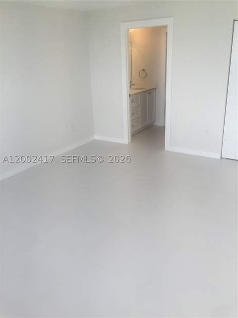 6900 Bay Dr 5A, Miami Beach FL - photo 8 of 13