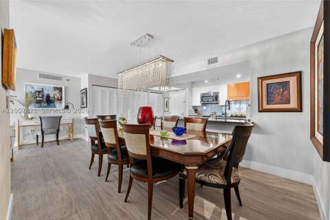 5757 Collins Ave 1104, Miami Beach FL - photo 17 of 41
