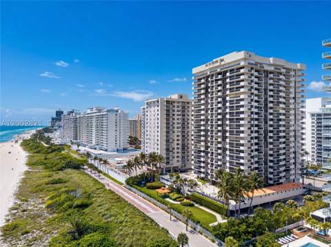 5757 Collins Ave 1104, Miami Beach FL - photo 8 of 41