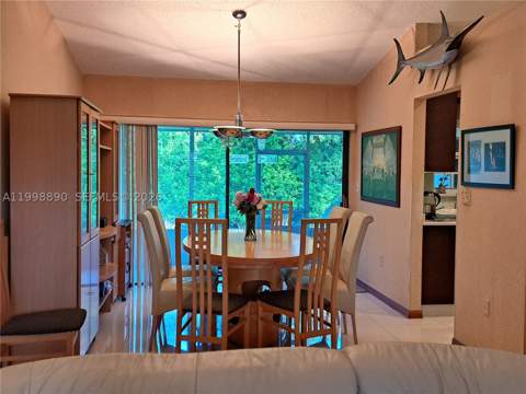 14527 SW 106th Ter, Miami FL - photo 12 of 33