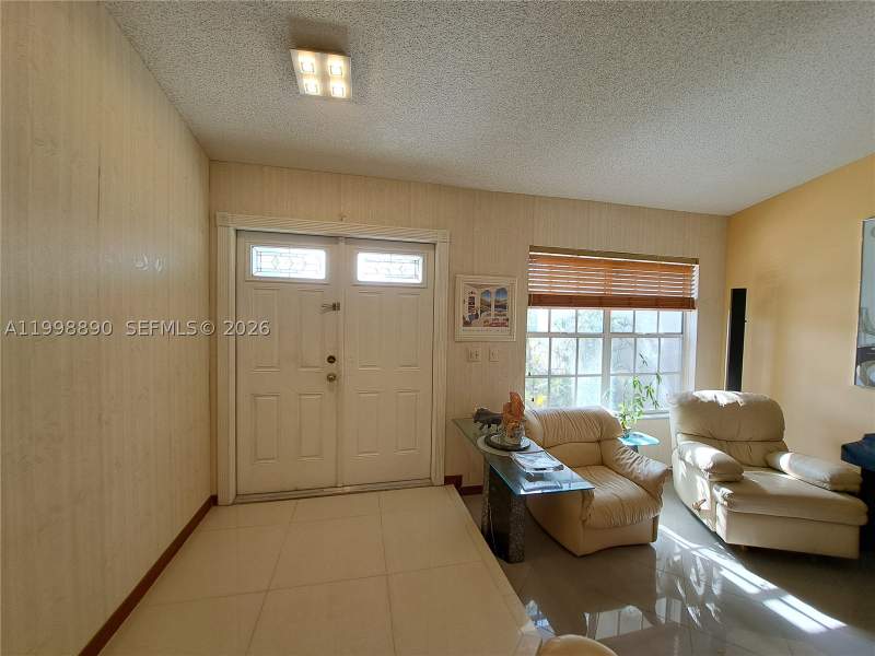 4 bedroom SingleFamilyResidence at 14527 SW 106th Ter, The Cedars Of Kendall, Miami — photo 3