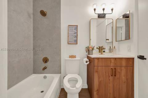 10441 Mahogany Key Cir 202, Miami FL - photo 24 of 42
