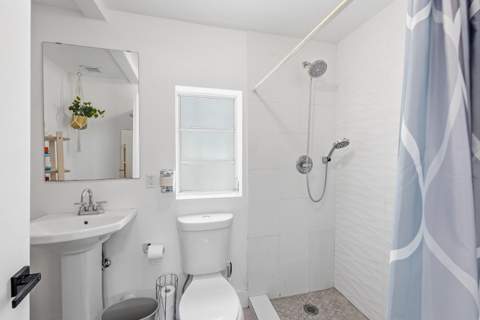 7700 NE 1st Court, Miami FL - photo 15 of 34