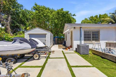 7700 NE 1st Court, Miami FL - photo 8 of 34