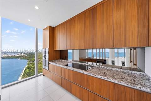 175 SE 25 Rd 2602, Miami FL - photo 13 of 74