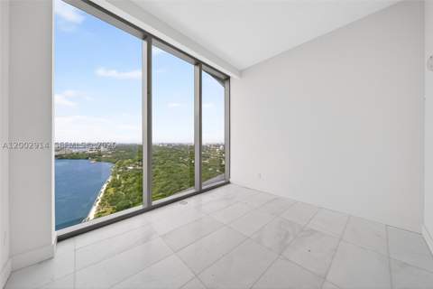 175 SE 25 Rd 2602, Miami FL - photo 21 of 74