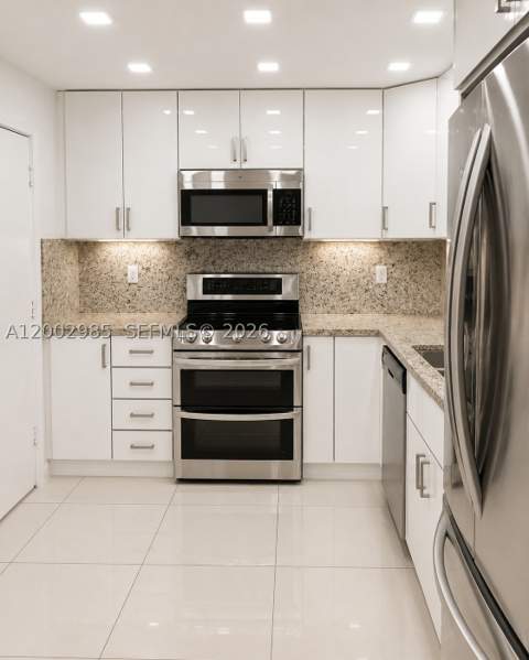9500 W Bay Harbor Dr 2G, Bay Harbor Islands FL - photo 6 of 13