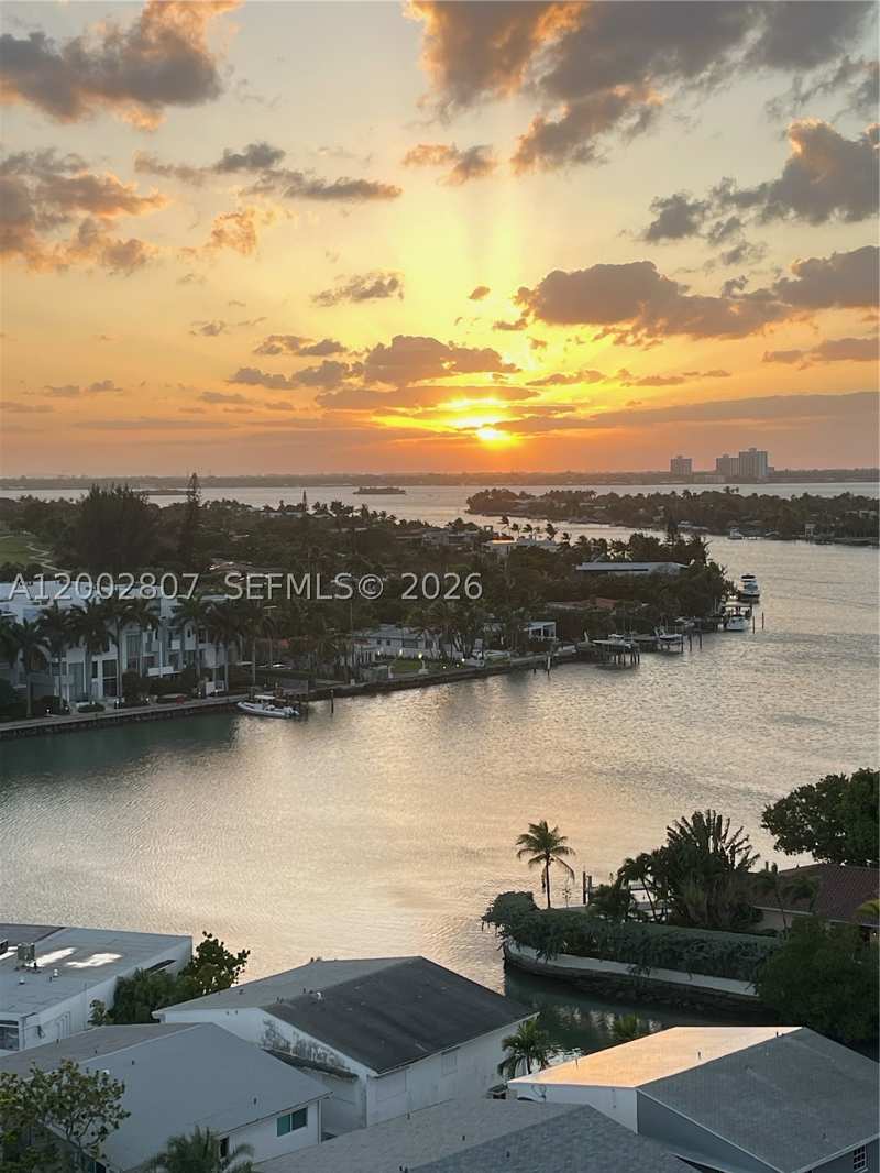 2 bedroom Condominium at 7441 Wayne Ave 11A, Parkview Point Condo, Miami Beach — photo 1