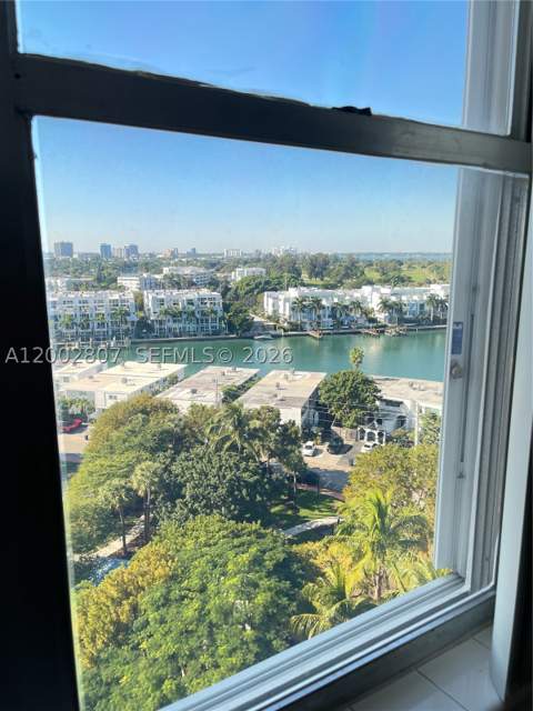 7441 Wayne Ave 11A, Miami Beach FL - photo 6 of 42