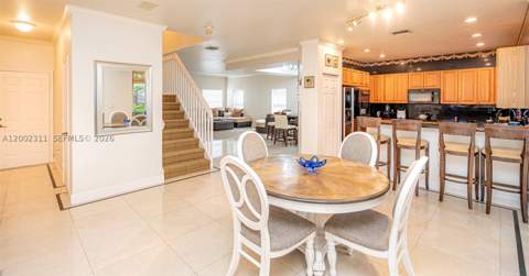 6772 NW 111th Ave, Doral FL - photo 14 of 76