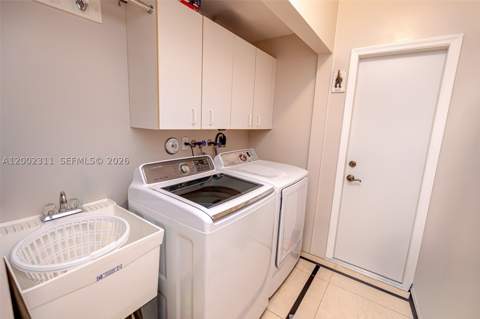 6772 NW 111th Ave, Doral FL - photo 20 of 76