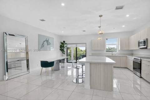 10467 NW 82nd St 11, Doral FL - photo 7 of 58