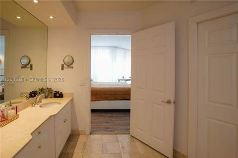 3370 Hidden Bay Dr 213, Aventura FL - photo 15 of 40
