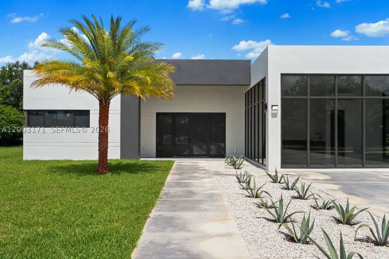 4 bedroom SingleFamilyResidence at 29705 SW 187th Ave, Giffen Manors, Homestead — photo 1