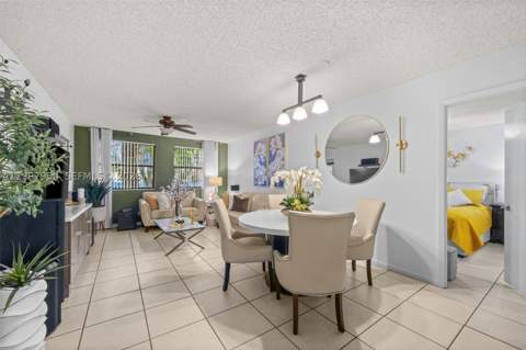 8120 Geneva Ct 148, Doral FL - photo 8 of 27
