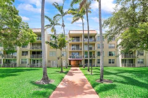 13100 SW 92nd Ave A-Ph11, Miami FL - photo 23 of 34