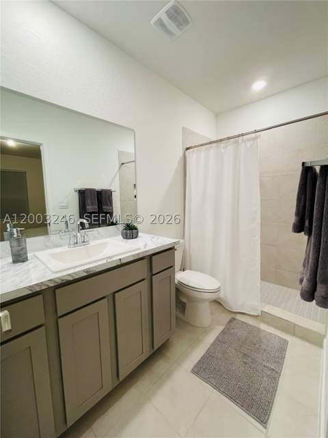 916 SE 19th St 916, Homestead FL - photo 10 of 15