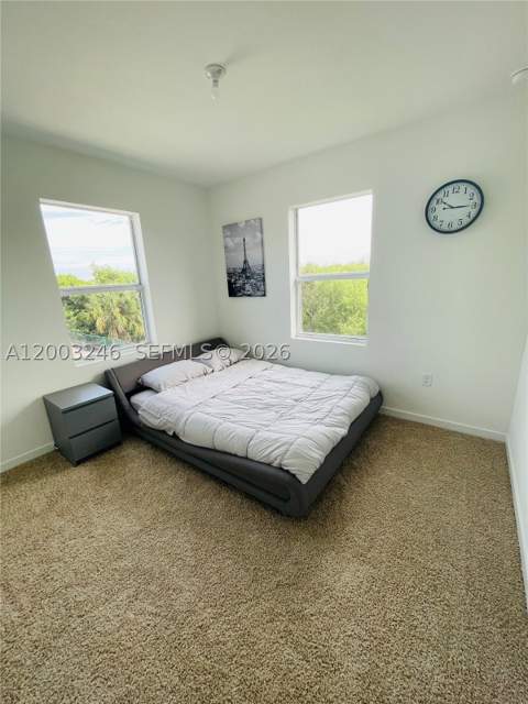 916 SE 19th St 916, Homestead FL - photo 11 of 15