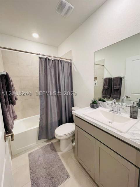 916 SE 19th St 916, Homestead FL - photo 13 of 15
