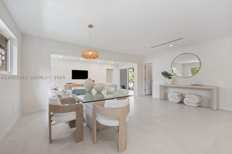 4 bedroom SingleFamilyResidence at 8405 SW 144th St, Sun Coral Hgts, Palmetto Bay — photo 4