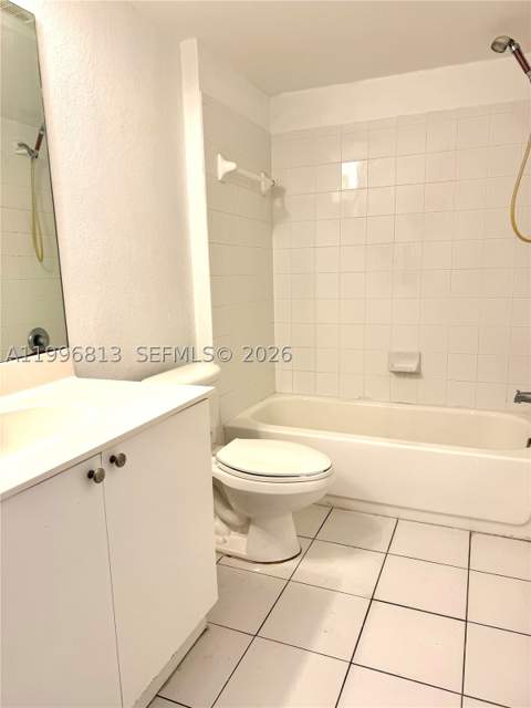 15480 SW 284 th 2307, Homestead FL - photo 10 of 19