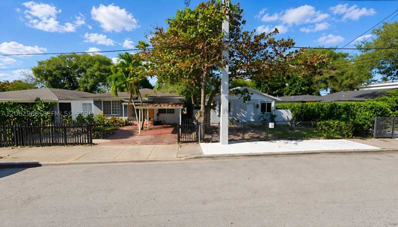 3 bedroom SingleFamilyResidence at 5250 NW 24th Ave, Glenwood Heights Addn, Miami — photo 1
