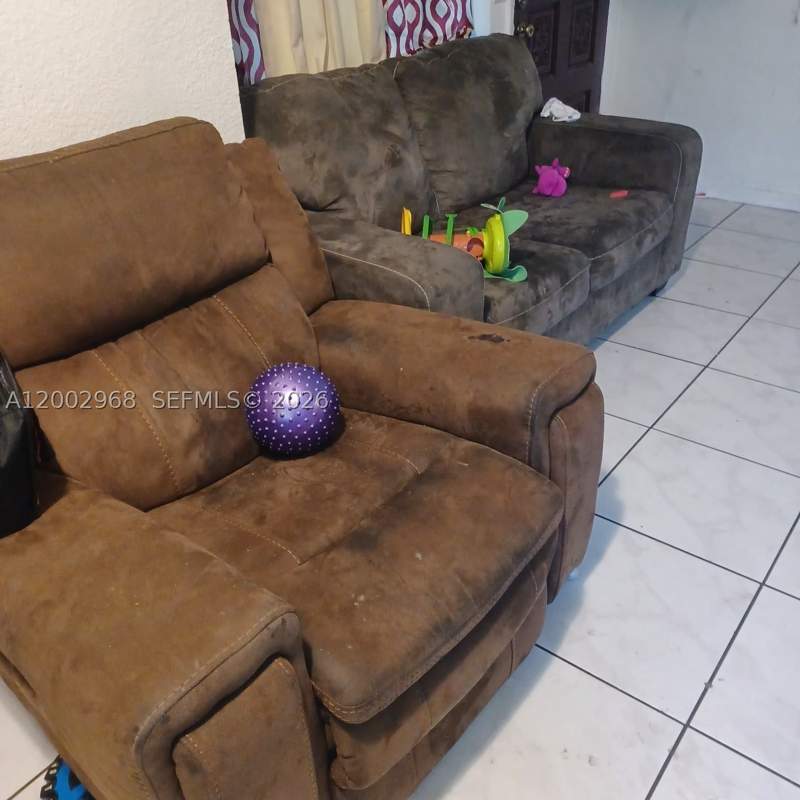 3 bedroom SingleFamilyResidence at 5250 NW 24th Ave, Glenwood Heights Addn, Miami — photo 3