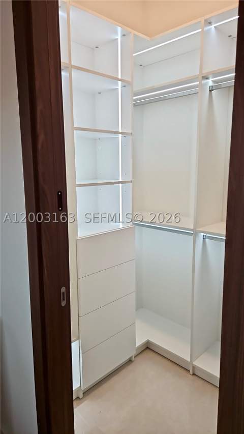 760 Woodcrest Rd, Key Biscayne FL - photo 17 of 43