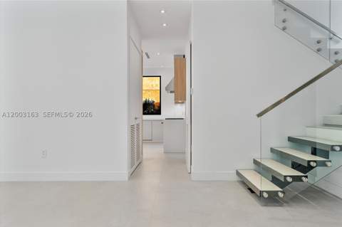 760 Woodcrest Rd, Key Biscayne FL - photo 9 of 43