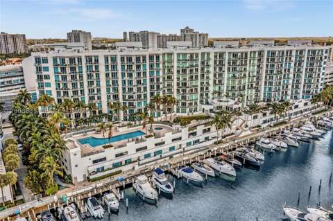 3029 NE 188th St 721, Aventura FL - photo 21 of 32