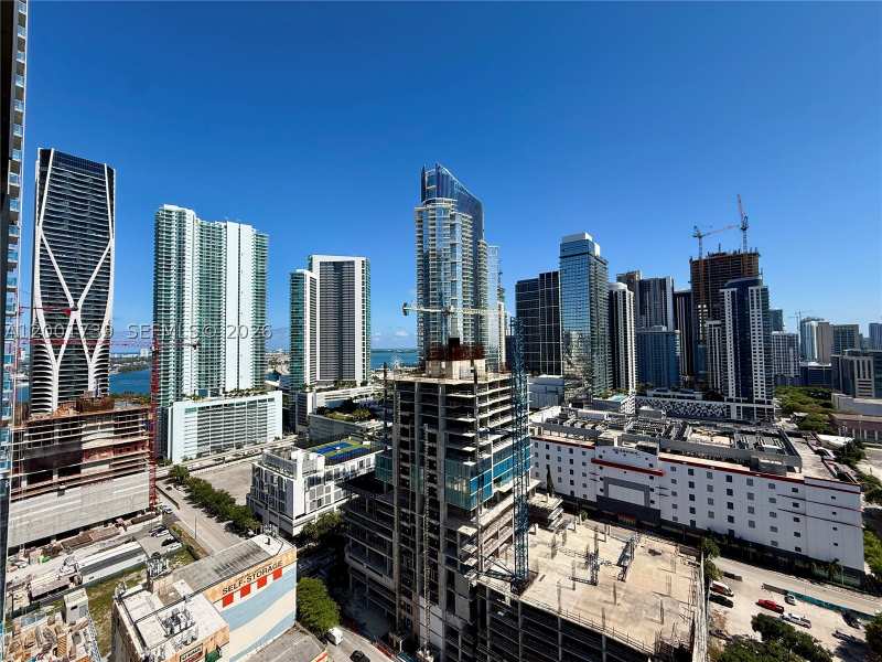 1 bedroom Condominium at 20 NE 11th St 2809, Miami North, Miami — photo 1