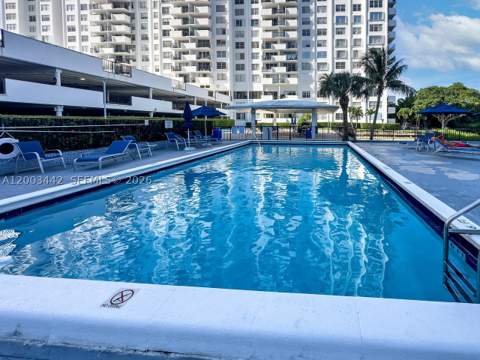 2750 NE 183rd St 407, Aventura FL - photo 13 of 22