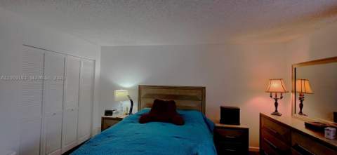 10835 SW 112th Ave 106, Miami FL - photo 13 of 27