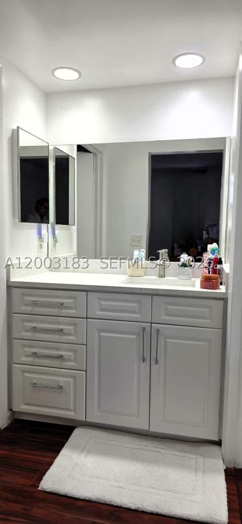 10835 SW 112th Ave 106, Miami FL - photo 15 of 27
