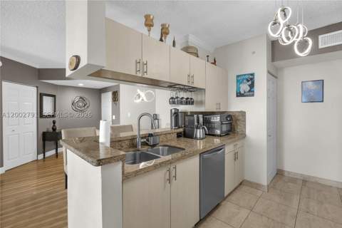 17125 N Bay Rd 3204, Sunny Isles Beach FL - photo 18 of 41