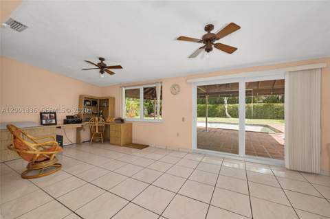 8355 SW 131st St, Pinecrest FL - photo 20 of 44